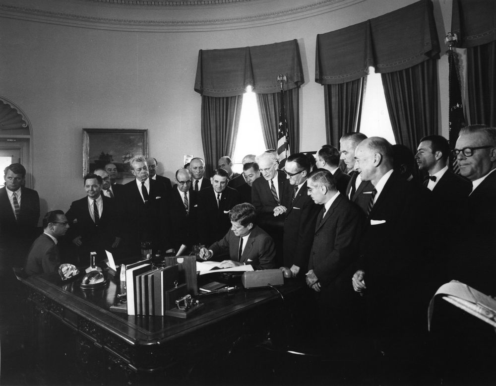 Communications Satellite Act of 1962